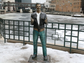 Bronze Fonz