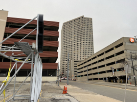 Quarles Sign and 411 Center