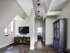 Mackie Flats Apartment