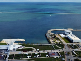 Milwaukee Art Museum and Discovery World.