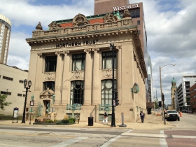526 E. Wisconsin Ave.