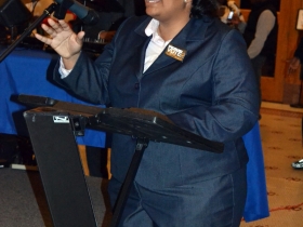Alderwoman Coggs thanks the performers and partners