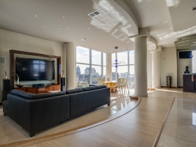 601 E. Ogden Ave. #906