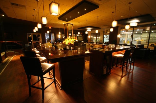 Taverns: Whiskey Bar’s NYC-Style Cocktail Lounge