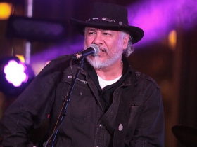 Sam Llanas