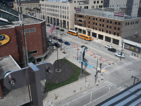 Bird-Friendly Frets in Baird Center Glass
