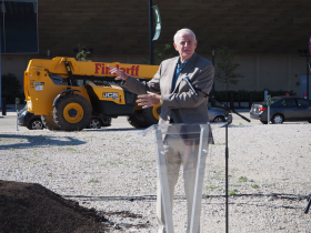 Mayor Tom Barrett