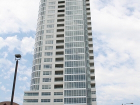 125