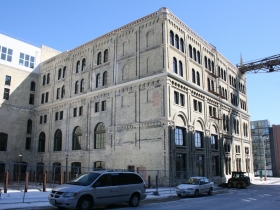 Brewhouse Inn & Suites