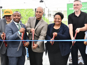 Pérez, Johnson, Phillips, Coggs and Casanova Cut Ribbon at Vel R. Phillips Plaza