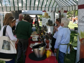 Dipping Sauce Vendor