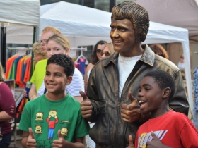 Bronz Fonz