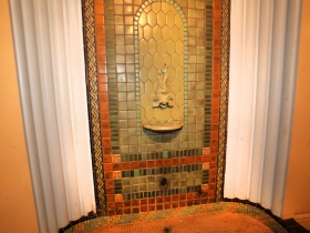 Grand Warner detail.