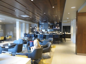 414 Bar + Kitchen