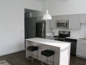 Model Unit Kitchen