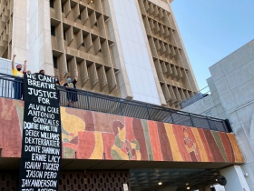 'We Can’t Breathe' banner