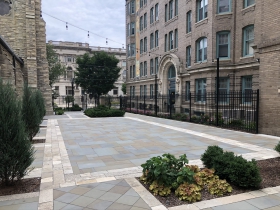 The Abbey - Outdoor Patio