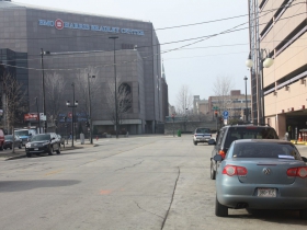 W. Highland Avenue stops at the BMO Harris Bradley Center