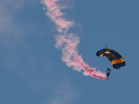 U.S. Army Golden Knights Parachute Team