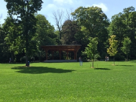 Lake Park Summer Stage