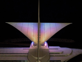 Milwaukee Art Museum Wings Lighting
