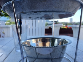 Oyster tray sweat bucket