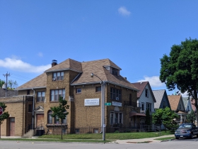 La Hayes Spanish, 1403 W. Hayes Ave.
