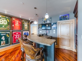 Breakwater SE Penthouse