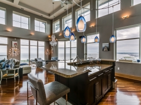 Breakwater SE Penthouse
