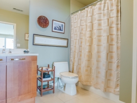 Listing of the Week: 1522 on the Lake
