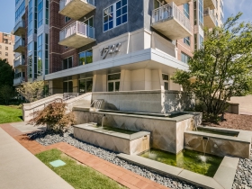 Listing of the Week: 1522 on the Lake