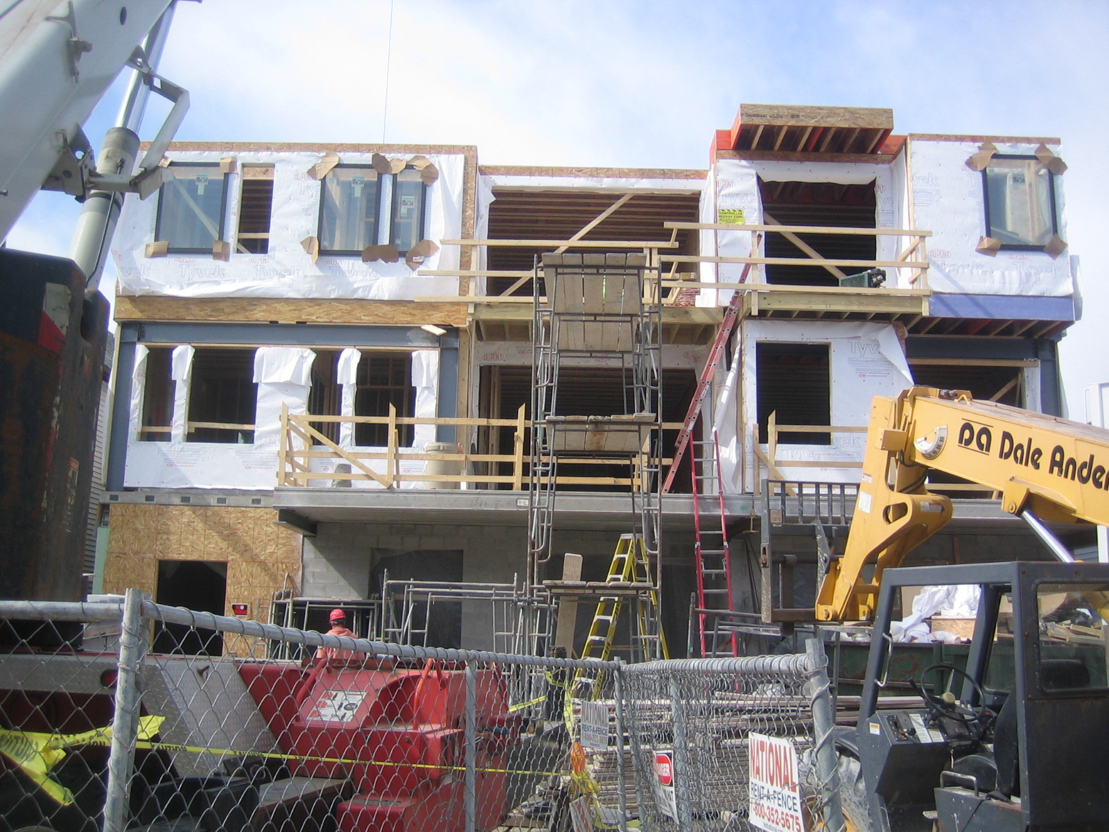 Friday Photos: The Greenest Ever and Going Up