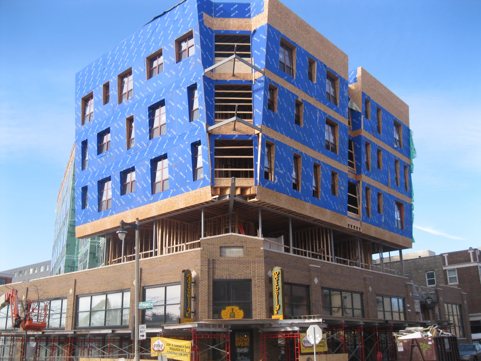 Hard Hat Tour: North Avenue Boomtown