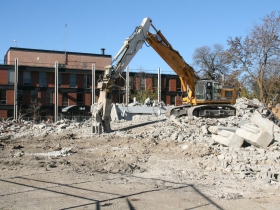 1840 N. Farwell Ave. Collapse