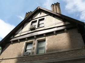 Goll Facade