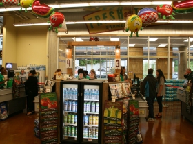 Fresh Thyme Farmers Market