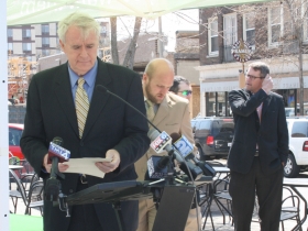 Mayor Barrett speaking about ZipCar.
