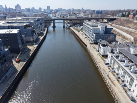 River House on the Milwaukee River
