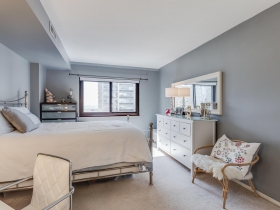 1633 N. Prospect Ave., Unit 7E