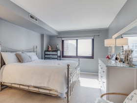 1633 N. Prospect Ave., Unit 7E