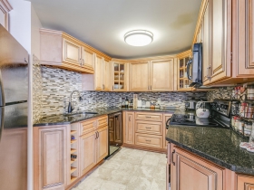 1633 N. Prospect Ave., Unit 7E