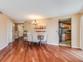 1633 N. Prospect Ave., Unit 7E
