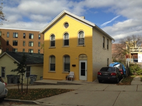 424 E. Lyon St.