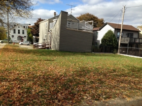 514 E. Lyon St.