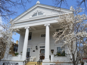 Buemming House