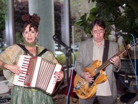 Music by the Chris Hanson Band with Robin Pluer.