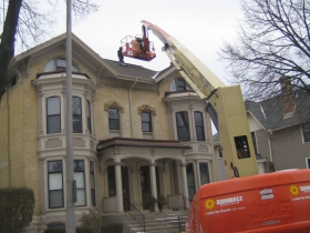 912 E. Pleasant St.