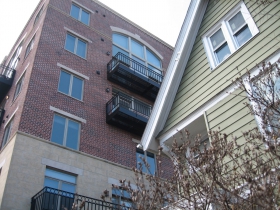 Lyon Court Condominiums