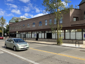 1709-1723 N. Farwell Ave.