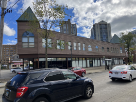 1709-1723 N. Farwell Ave.